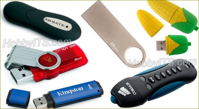 Kelių tipų USB atmintinių korpusai