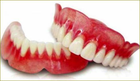 Įsiurbiamasis dantų protezas