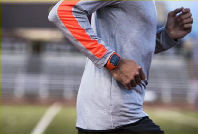 9 sportinių laikrodžių su širdies ritmo monitoriais modelių apžvalga. Kurį pasirinkti ir kodėl?