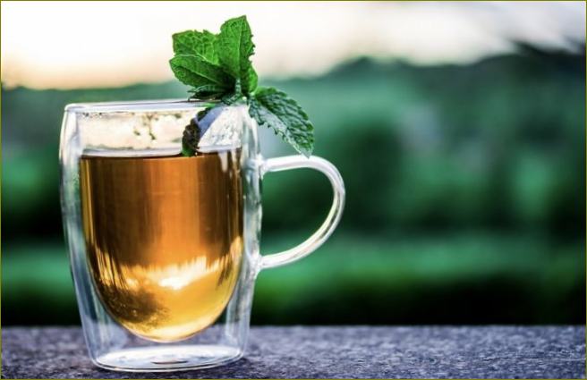 Reguliariai vartojama žolelių arbata gerina medžiagų apykaitą