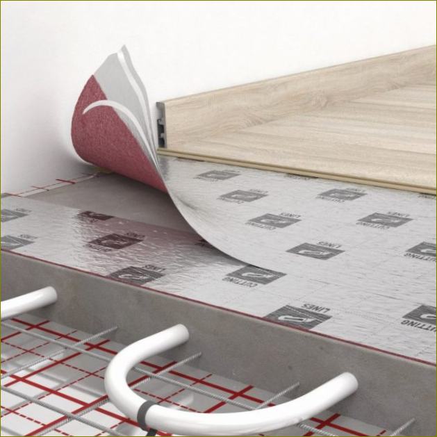 Šildant grindis dažniausiai naudojamas folijos paklotas