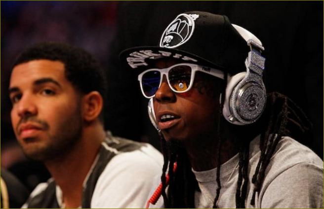 Lil Wayne'as nešioja 1 mln. dolerių vertės ausines