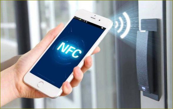 Biudžetiniai išmanieji telefonai su NFC