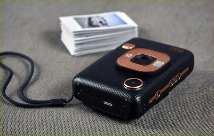 Fujifilm Instax Mini LiPlay apžvalga