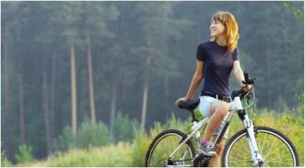 Hibridiniai dviračiai: privalumai ir trūkumai, veislės, ženklai, pasirinkimas